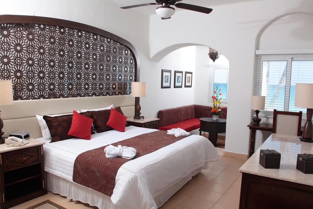 Gr Caribe Deluxe All Inclusive Cancun Room photo